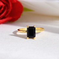 Bague de fiançailles en zircon taille émeraude plaqué rhodium, fabrication artisanale, sertie à griffes, certifiée par un tiers, en argent sterling