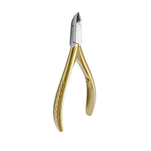 Pinza de uñas de acero inoxidable alemana personalizada con hoja afilada con mango dorado para uso en cutículas y dedos resorte Doble - Product Image 1