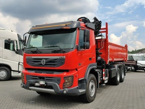 Camión Plataforma Elevadora Telescópica VOLVO FMX 460 Rojo Usado 2019 para Trabajos Aéreos en Altura y Mantenimiento de Infraestructuras - Product Image 3