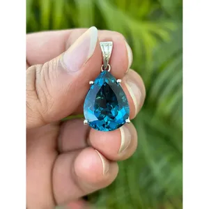 Colgante de Topacio Azul en Forma de Lágrima en Plata 925 con Baño de Rodio y Oro Rosa con Diamante, Diseño Clásico y Moderno para Compromiso, para Cadenas - Product Image 1