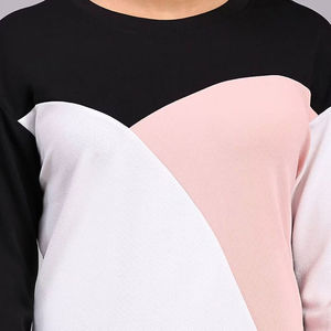 Ensemble de survêtement pour femmes respirant en coton 100% conçu sur mesure pour l'hiver, de haute qualité, grandes tailles, fabriqué au Pakistan - Product Image 4