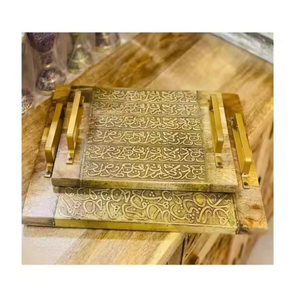 Nouvel arrivage d'ustensiles et de vaisselle pour hôtels Plateau de service de forme ronde en marbre et métal de qualité supérieure - Product Image 3