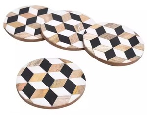 Lot de 4 sous-verres à thé en bois et résine de haute qualité avec motif de fleurs sous-verres élégants pour décor de table à la maison - Product Image 1