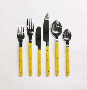 Ensemble de couverts élégants avec poignée jaune, style bistrot, en acier inoxydable, finition miroir argenté, ensemble de 6 ustensiles de table - Product Image 1