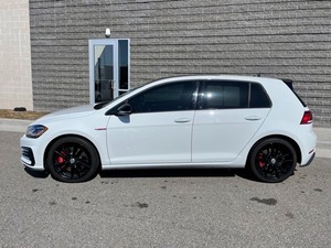 AUTHENTIQUE Voiture d'occasion 2022 Volks-wagen Golf GTI Top Europe Import Conduite à gauche/droite avec livraison rapide Véhicule disponible - Product Image 2