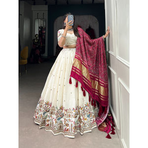 FashionHarbour Bulk Bollywood Style Khadi Cotton Lehenga Choli con Zari Dupatta para bodas y bailes de otoño - Product Image 6