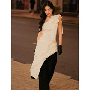 Top Elise de alta calidad para mujer, elegante estilo informal, servicios ODM, hecho en Vietnam, verano, algodón, tamaño XS, patrón de impresión - Product Image 1