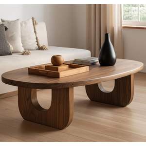 Mesa de centro de madera construida con madera maciza que ofrece durabilidad a largo plazo y una presencia elegante en la sala de estar. - Product Image 1