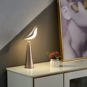 Lampe de table contemporaine MayaGlimmer, corps en verre et fer moderne, culot E14, alimentation sans fil AC/DC/220V pour chambres et lecture - Product Image 1