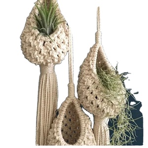 Cintre pour pot de fleurs en macramé Cintre pour plante en macramé personnalisé pour décoration murale et fenêtre - Product Image 1