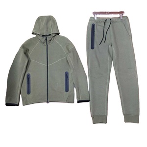 Ensemble sweat à capuche et pantalon de survêtement réversible en velours polyester/coton pour homme, coupe classique, respirant, extensible dans les quatre sens, avec logo personnalisé - Product Image 3