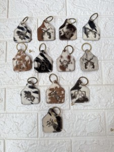 Nouveauté porte-clés en cuir de vachette porte-clés en cuir imprimé vache léopard porte-clés élégants - Product Image 6
