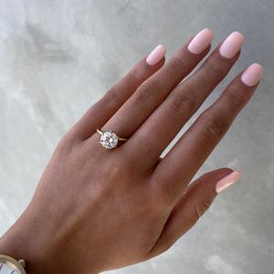 Anillo de Compromiso con Diamante Cultivado en Laboratorio, Corte Redondo, 6 Puntas, Certificado por IGI, Categoría de Productos de Anillos de Diamantes - Product Image 2