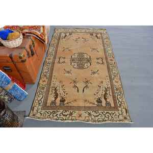 Tapis turc vintage, tapis de 3,6 x 6,46 pieds, tapis Ikat à accents bruns - Product Image 1