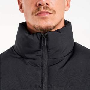 Chaqueta acolchada para hombre de alta calidad con relleno aislado y diseño a prueba de viento para máxima calidez - Product Image 4