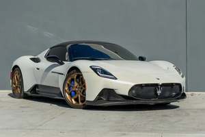 Maserati MC20 RWD Plus 2022 Usado en Excelentes Condiciones, Sin Accidentes, Volante a la Izquierda/Derecha - Product Image 3