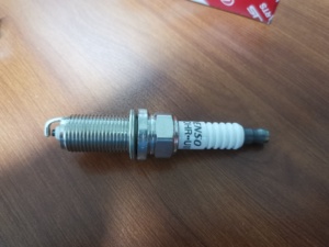หัวเทียนหมายเลข 90919-T1004 จุดระเบิดสม่ำเสมอ ตอบสนองรวดเร็ว ผ่านการทดสอบคุณภาพและทนทานต่อสภาพเครื่องยนต์หลากหลาย - Product Image 5