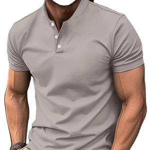 เสื้อยืดแขนสั้นมีกระดุมติดโลโก้ด้านหน้าแนวสตรีทสีพื้นระบายอากาศได้ดีและกันยูวีสำหรับผู้ชายใส่ในฤดูร้อน - Product Image 1
