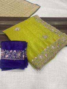 Seda crujiente Premium exclusiva con Sari bordado fabricante de moda de mujer de Surat a la tarifa más baja - Product Image 5