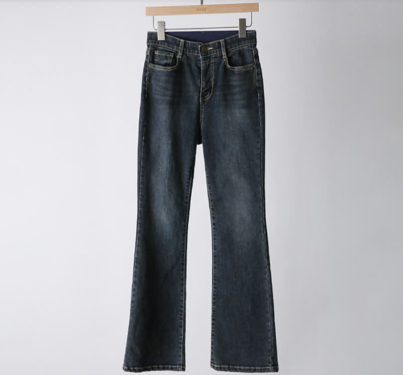 สีน้ำเงิน