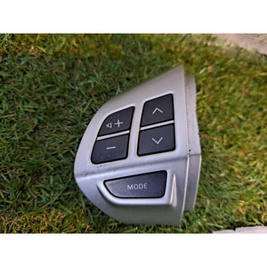 Commandes multifonctions du volant Mitsubishi Outlander Série (CW0) 75B472 75B473 4N14 (09>12) - Product Image 3