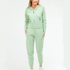 Chándal de jogging personalizable completo para mujer con diseño liso en blanco para personalización - Product Image 1