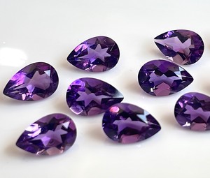 Ametista Natural Corte Pera 7x10 mm Facetada - Ametista Suelta de Alta Calidad - Product Image 1