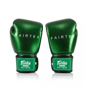 Gants de boxe d'extérieur personnalisés en cuir de vachette imperméables et légers pour l'entraînement, le sparring, le MMA et le Muay Thai - Product Image 1