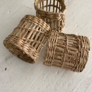 Rond de serviette en jonc de mer naturel tissé à la main décor de table pour restaurant de vaisselle en gros de haute qualité du Vietnam - Product Image 4