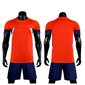 Conjunto personalizado de camiseta de fútbol para hombres y niños, camiseta de manga corta de secado rápido de 2 piezas personalizada y pantalones cortos, uniforme de fútbol, ropa deportiva - Product Image 4