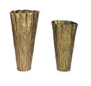 Vase à fleurs de table en forme d'arche esthétique, texture nervurée, design minimaliste de luxe pour le salon, design texturé en forme de U rainuré - Product Image 3