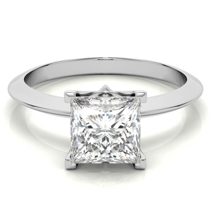 Elegante anillo de un solo diamante con certificación IGI Ajuste de punta de plata Corte princesa Moissanite Anillo de diamantes para ocasiones especiales - Product Image 1