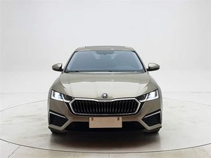 Fairly used Skoda <b>Superb</b> <b>2023</b> TSI280 DSG Luxury Edition - Product Image 3