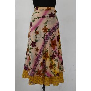 ชุดเดรสผ้าไหมเปิดหลังสไตล์ฮิปปี้โบฮีเมียนสำหรับผู้หญิงกระโปรงบิกินี่แนววินเทจสำหรับใส่เดินชายหาดฤดูร้อน - Product Image 1