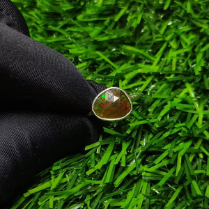 Monture de lunette en opale éthiopienne noire naturelle de 1.10 grammes Bague fine en argent sterling 925 plaquée rhodium pour les occasions de fête - Product Image 4