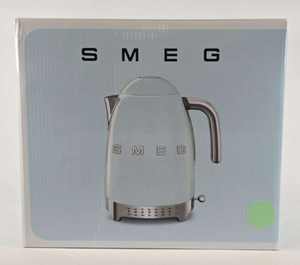 PRECIO DE FÁBRICA, Hervidor Eléctrico Smegg Original, Estilo Retro, Color Verde, con 1 Año de Garantía OEM - Product Image 1