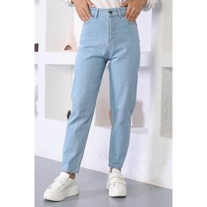 Pantalones Casuales con Estampado y Detalle de Piedras - Product Image 4