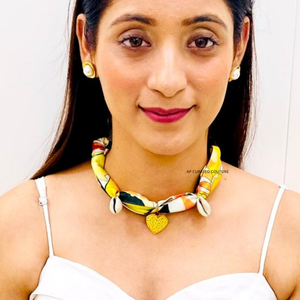 Pañuelo Cuadrado Estilo Vintage, Collar con Cuentas de Tela Hechas a Mano, Estampado Floral, Bandana, Ropa de Resort, Look de Noche - Product Image 2