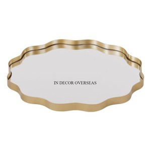 Bandeja para servir comida y otros artículos hecha con espejo de forma Irregular con bordes de Metal chapados en oro Accesorios para hoteles y restaurantes - Product Image 1