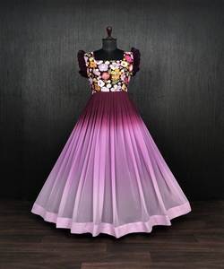 สวยมากและดีไซเนอร์ปาร์ตี้สวมเสื้อเย็บปักถักร้อยสุภาพสตรีอินเดียผู้หญิงเย็บสําเร็จรูปราคาต่ําขายส่งซูราษี - Product Image 3