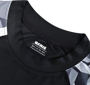 Demi-manche pour homme Rush Guard Stretch Fitness Quick Dry Short Sleeve Rash Guard Swim Wear Rash Guard Noir Bras sublimés - Product Image 5