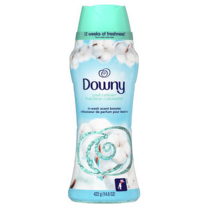 Adoucissant textile Premium Downy Cool Cotton Scent pour des vêtements doux et frais - Product Image 1