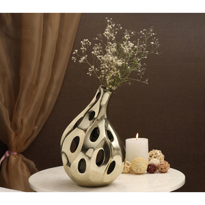 Jarrón de Flores Real de Aluminio Dorado con Diseño Texturizado, Patrón de Grano de Madera, Maceta Decorativa de Metal Hecha a Mano para Sala de Estar y Regalos - Product Image 5