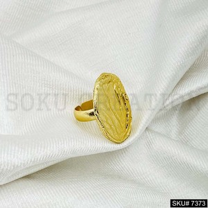 Collier de pierres précieuses plaqué or 18 carats personnalisé en gros Bijoux de pendentif faits à la main dans une forme tendance pour les mariages et les fêtes - Product Image 3