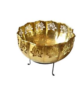 เครื่องทองเหลืองทรงกลมใช้ตกแต่งโต๊ะทำจากทองเหลืองทรงกลมดีไซน์ดอกไม้ทันสมัยสำหรับงานแต่งงานบ้าน - Product Image 3