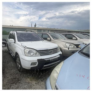 Suzuki Van 7 places, boîte manuelle, phares halogènes, pneus R16, sièges en tissu foncé, véhicule d'occasion - Product Image 2