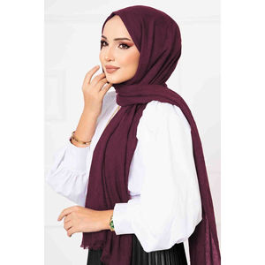 Ensemble élégant de châle, écharpe, gants et chapeau en viscose de bambou écologique bordeaux pour femme - Product Image 1