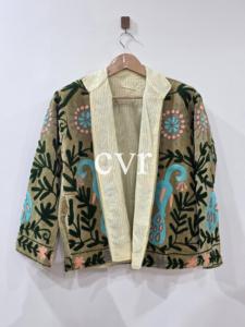 Abrigo Bohemio de Terciopelo Bordado con Cuello Mandarín, Manga Tres Cuartos, Diseño Floral Hecho a Mano, Talla Grande, Ropa Exterior para Mujer, Otoño - Product Image 3