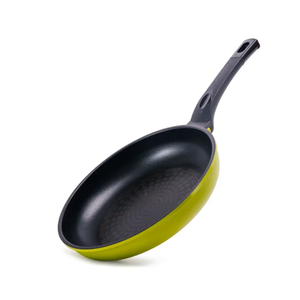 Poêle à frire classique à revêtement diamant antiadhésif en aluminium avec poignée résistante à la chaleur au toucher doux - Product Image 1