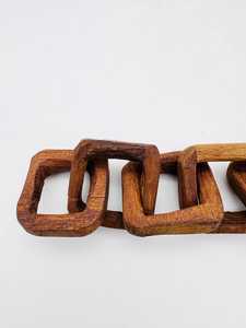 Maillons de chaîne en bois fabriqués à la main parfaits pour la décoration ou les projets de bricolage Lisse durable et élégamment conçu pour un look naturel. - Product Image 2